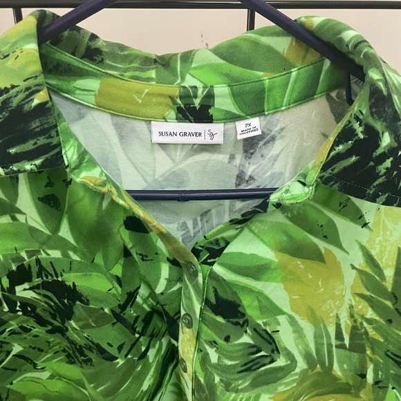 Susan Graver Tops 2. size 2x Blue & Green - Picture 5 of 6